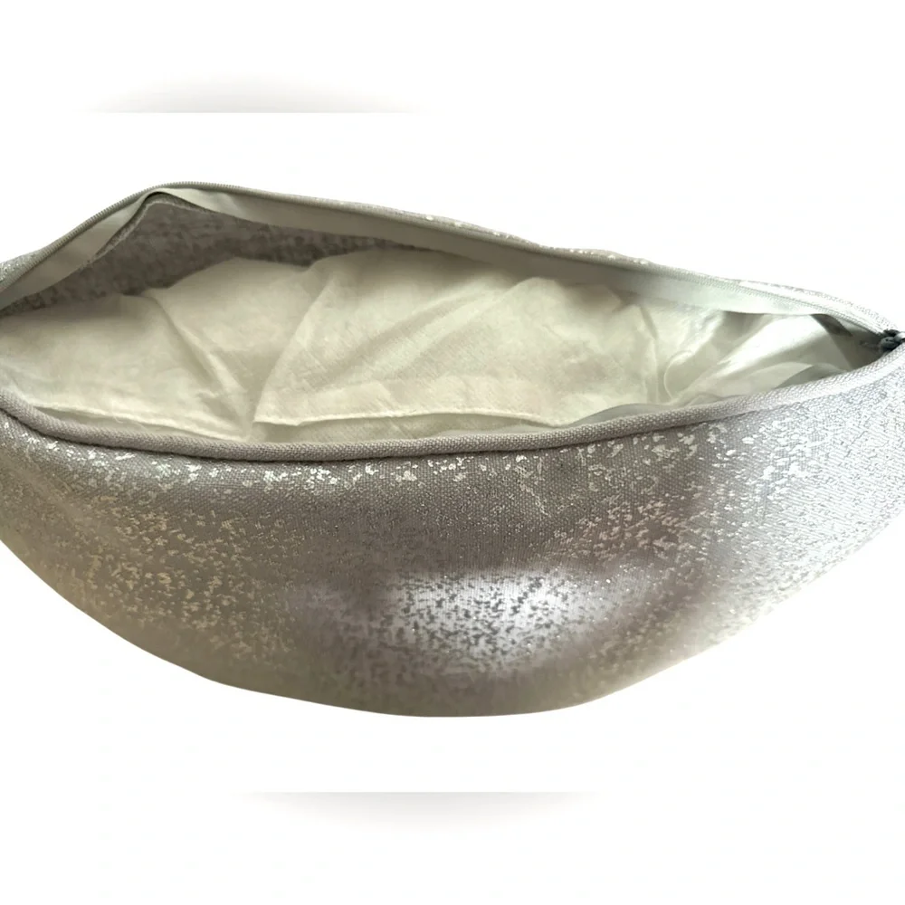 Elegant Silver Shimmering Decorative Throw‎ Pillow 20x20